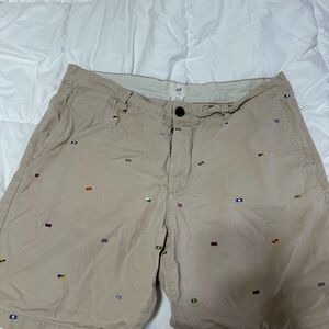 H&M Beige Men's Shorts with Flag Pattern